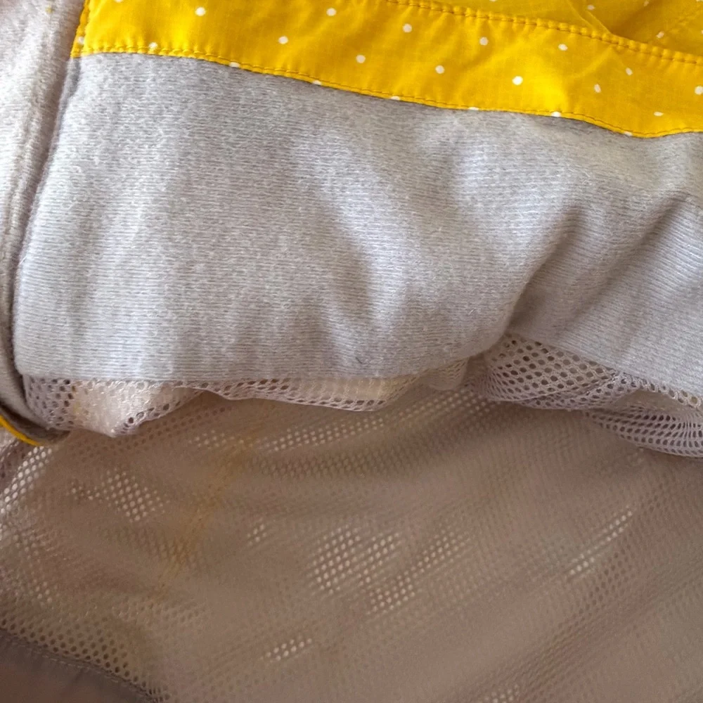 The North Face Resolve Parka Yellow Polka-dot Dry Vent Rain Jacket (M) Hooded - Picture 14 of 16